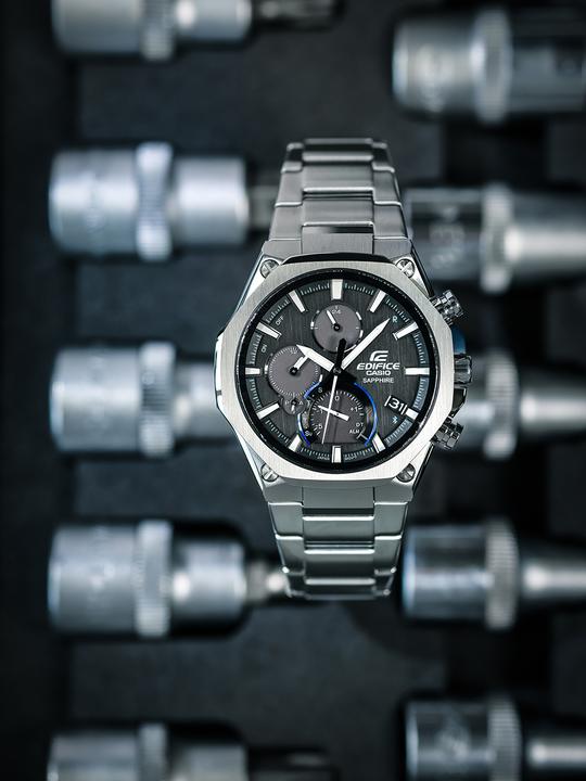 Immagine prodotto Edifice EQB-1100D-1AER (Orologio da polso analogico, 51.10 mm)
