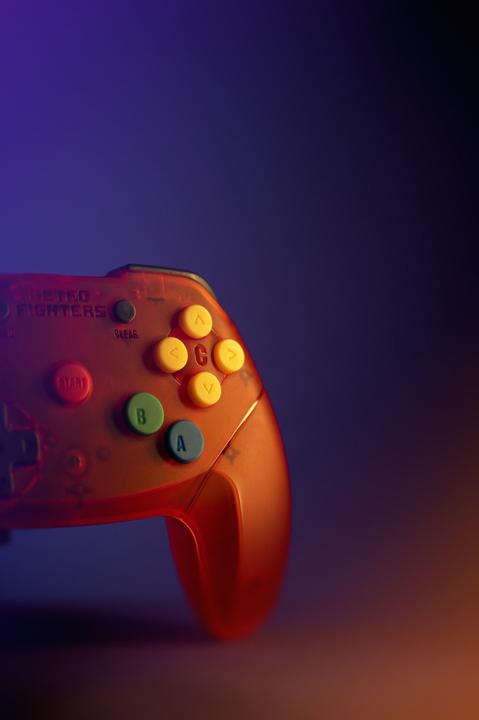 Image du produit Retro Fighters Brawler64 2.4G Orange - Manette - Nintendo 64 (DSi XL)