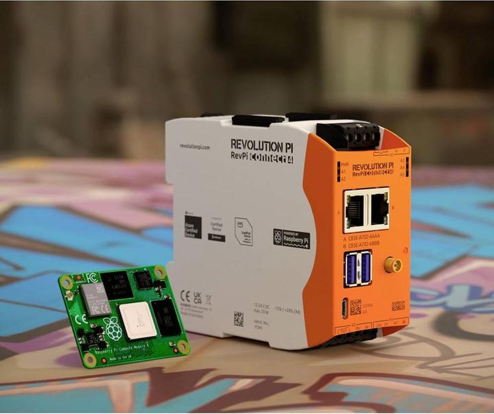 Produktbild Kunbus RevolutionPi Connect 4 PR100377 SPS-Erweiterungsmodul