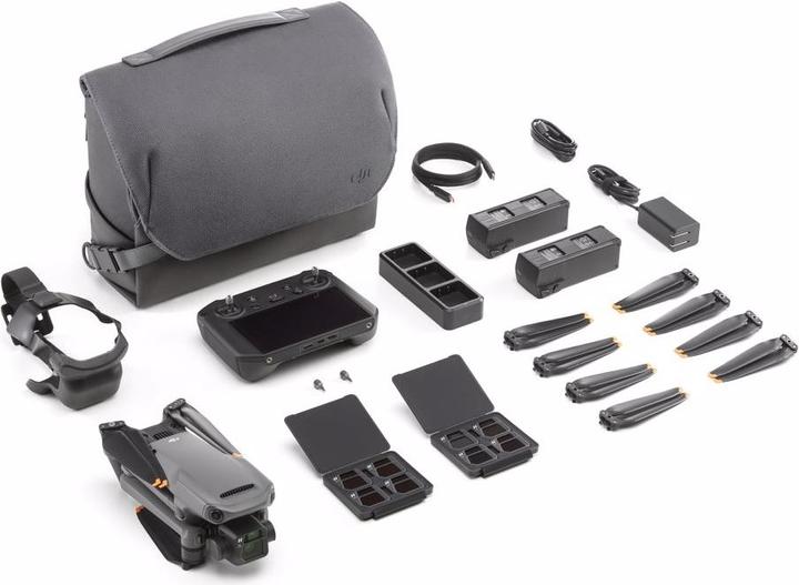 Actual product image DJI Mavic 3 Cine Premium Combo (46 min, 899 g, 20 Mpx)