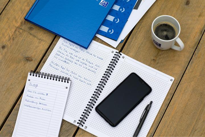 Actual product image Oxford Notebook Essentials (A4, Plain)