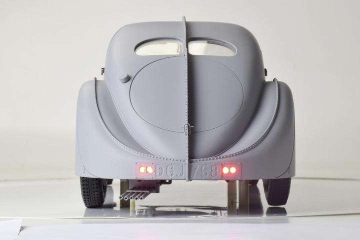 Immagine prodotto 1:8 IXO Bugatti 57 SC