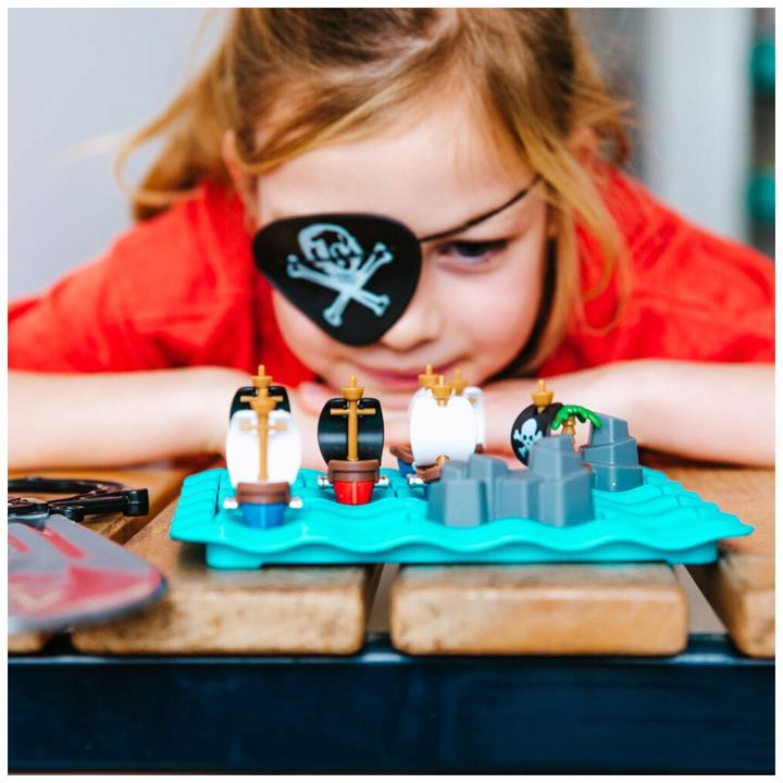 Actual product image Smart Games Pirates Crossfire (German)