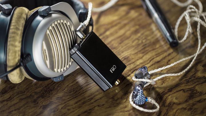 Produktbild FiiO E10K-TC (Gain-Schalter, Bass Boost, USB-DAC)
