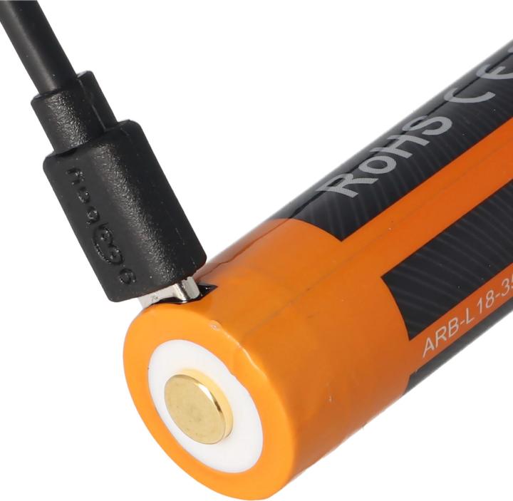Produktbild Fenix Akku 18650 geschützt mit USB Ladefunktion, mit AccuSafe
