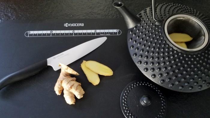 Actual product image Kyocera GEN fruit and vegetable ceramic knife (11 cm)