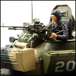Image du produit VSTank Russian Army Tank T72 M1 2.4G service camouflage (RTR Prêt à fonctionner)