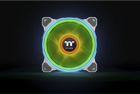 Produktbild Thermaltake Riing Quad 12 RGB TT Premium Edition (120 mm, 3 x)