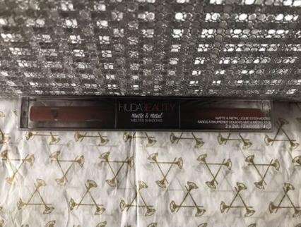 Immagine prodotto Huda Beauty Ombretti fusi opachi e metallici Cinnamon Toast & Hella Honey