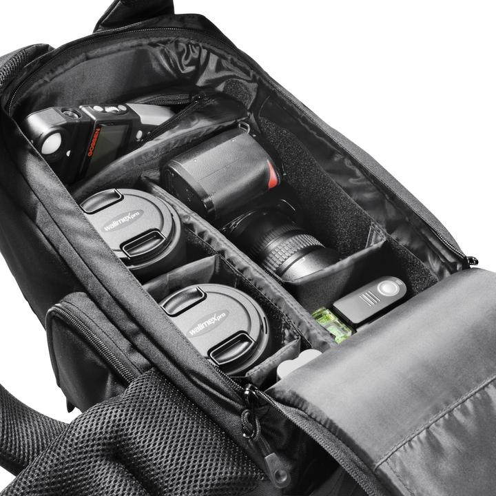 Produktbild mantona Trekking Fotorucksack (Fotorucksack, 9.45 l)