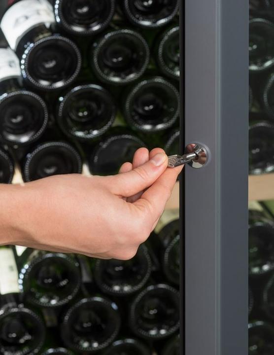 Produktbild La Sommelière Weinkühlschrank VIP330V