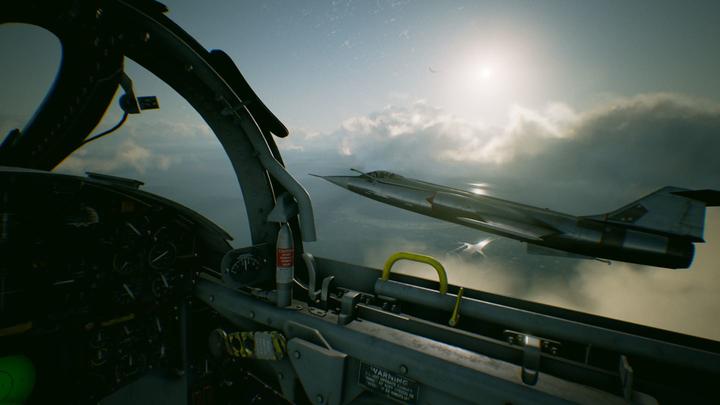 Immagine prodotto Microsoft Ace Combat 7 Skies Unknown Deluxe Edition (Xbox One X, Xbox Series X, Xbox One S, Xbox Serie S)