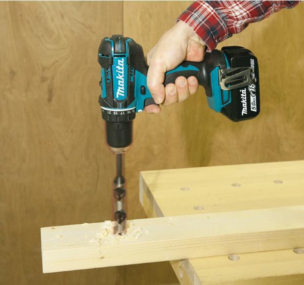 Actual product image Makita Cordless drill screwdriver DDF482RMJ Set (Rechargeable battery operated)