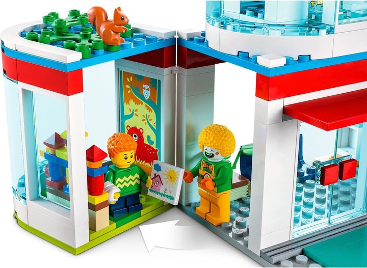 Produktbild LEGO Krankenhaus (60330, LEGO City)