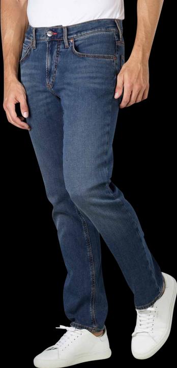Actual product image BRAX Chuck Jeans Slim Fit Deep Sea (W31/L34)