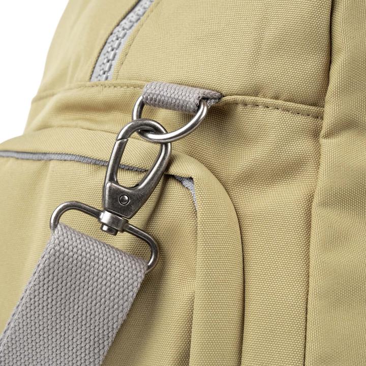 Actual product image Roka London Gatwick Khaki Recycled Canvas Large (42 l)
