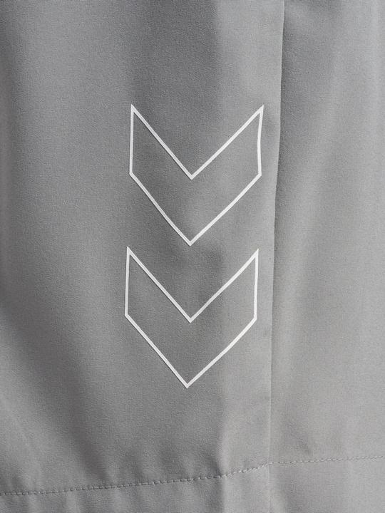 Actual product image hummel hmlTE BASE WOVEN SHORTS (L)