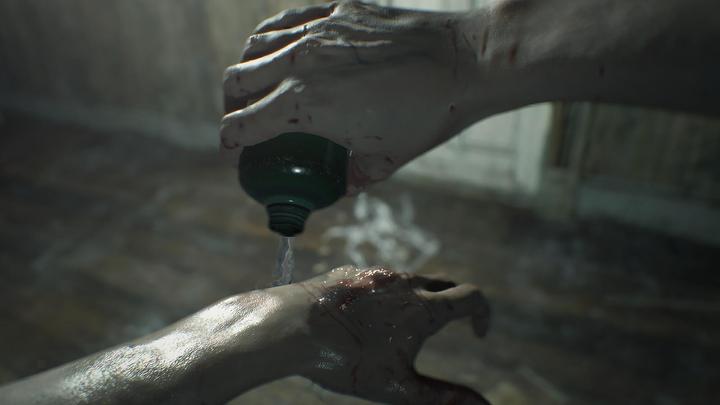 Immagine prodotto Capcom Resident Evil 7 Biohazard (PS4, IT)