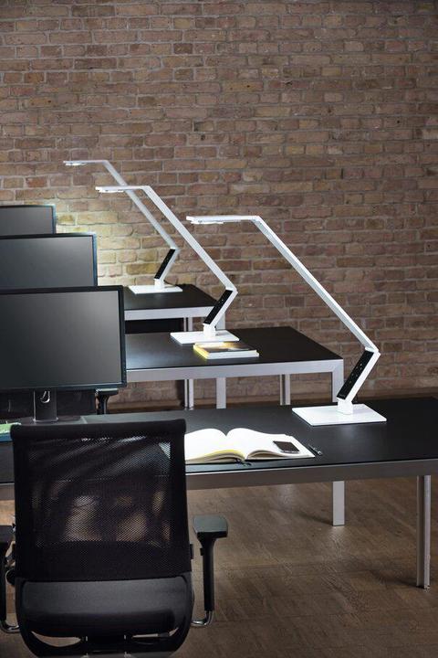 Actual product image Luctra TABLE PRO 2 LINEAR/BASE LED table lamp 945 lm white (945 lm)