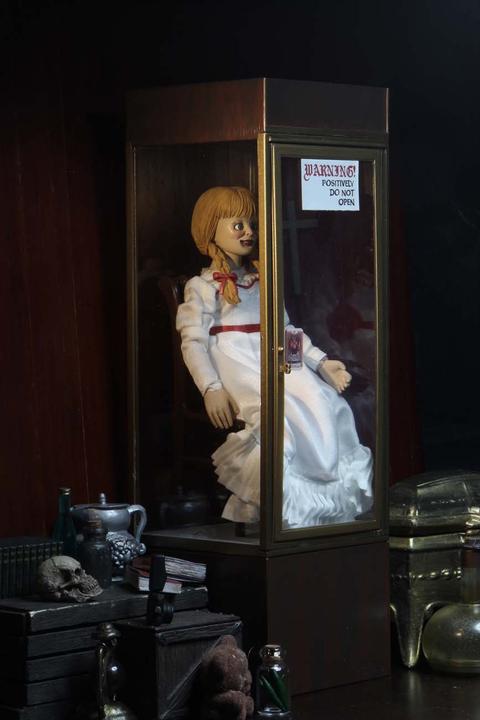 Produktbild Neca The Conjuring Universe: Annabelle