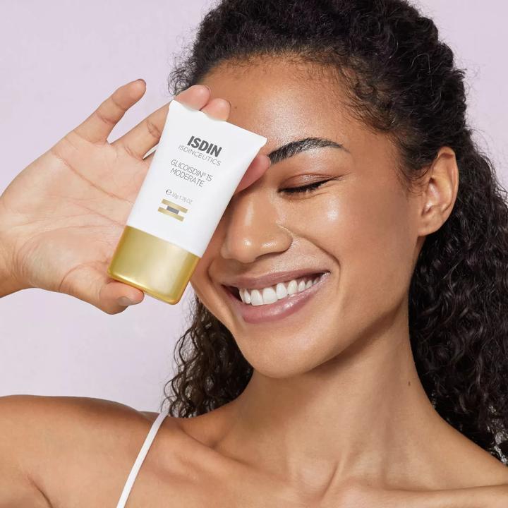 Produktbild Isdin Glicoisdin Gesichtsgel Peeling-Effekt 15 50ml (Gel, 50 ml)