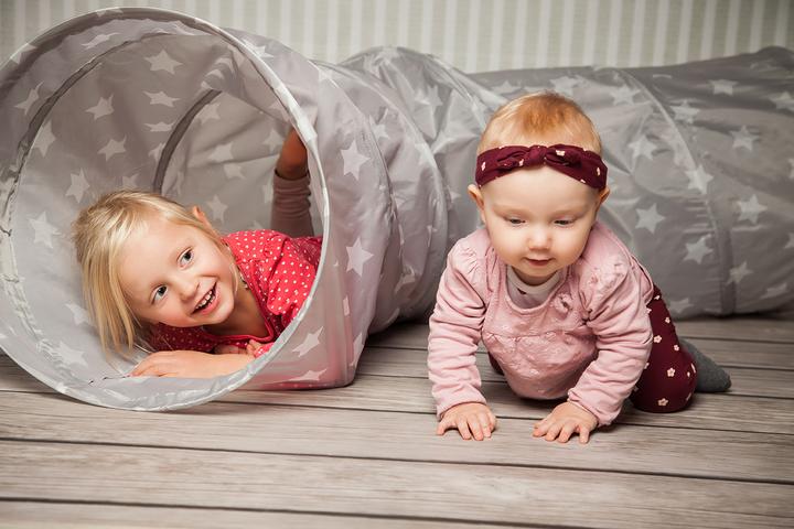 Produktbild Knorrtoys Spieltunnel "Grey white stars"