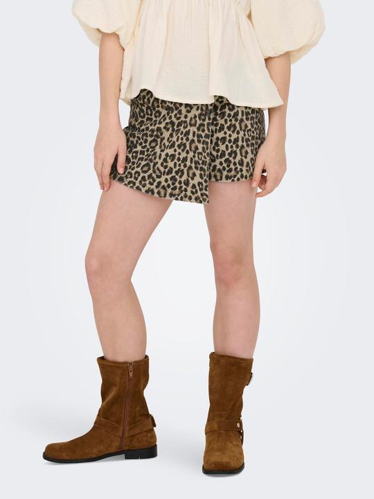 Produktbild Only KOGNAOMI Normal geschnitten Skorts Skorts (140)