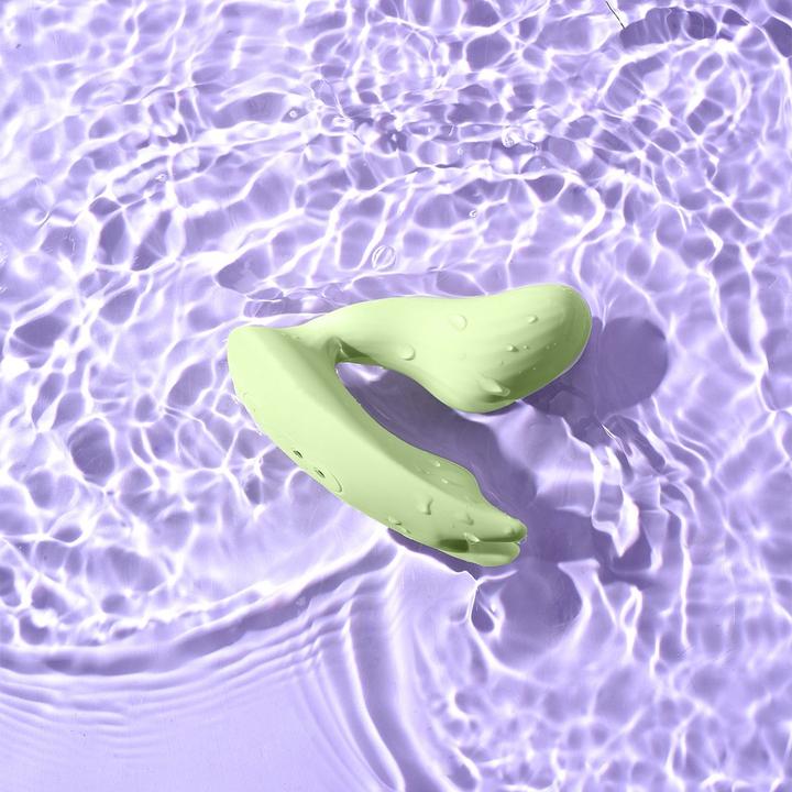 Actual product image Magic Motion Umi Smart Wearable Vibrator - Green