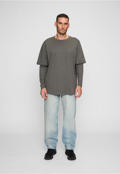 Actual product image Urban Classics Oversized Shaped Double Layer LS Tee (XL)