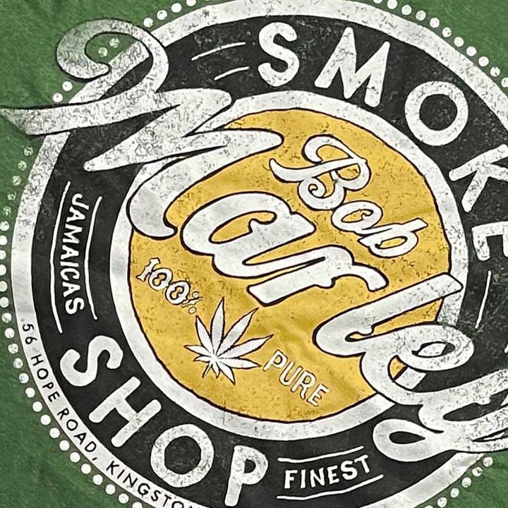 Immagine prodotto Bob Marley Maglietta in cotone Smoke Shop Unisex Adulti (L)