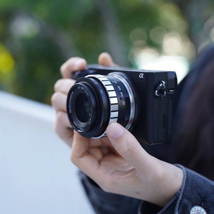 Produktbild TTArtisan Festbrennweite APS-C 23mm F/1.4 – Canon RF (Canon RF, APS-C / DX)