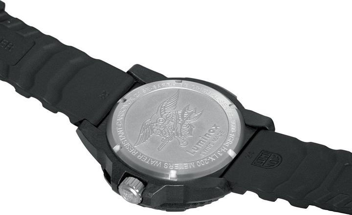 Actual product image Luminox Navy Seal 3600 (Analogue wristwatch, Swiss made, 45 mm)