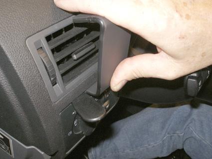 Actual product image Brodit ProClip Left mount - Holder for cell phone
