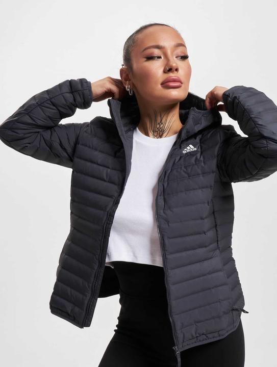 Image du produit adidas Veste en duvet à capuche en Varilite Soft Ladies (30, 32, XS)