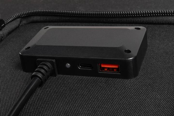 Actual product image Xtorm Xtreme Series (200 W, 7.60 kg)