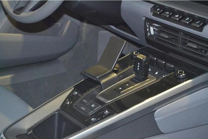 Image du produit Brodit ProClip Porsche 911 Type 992 année 20-21