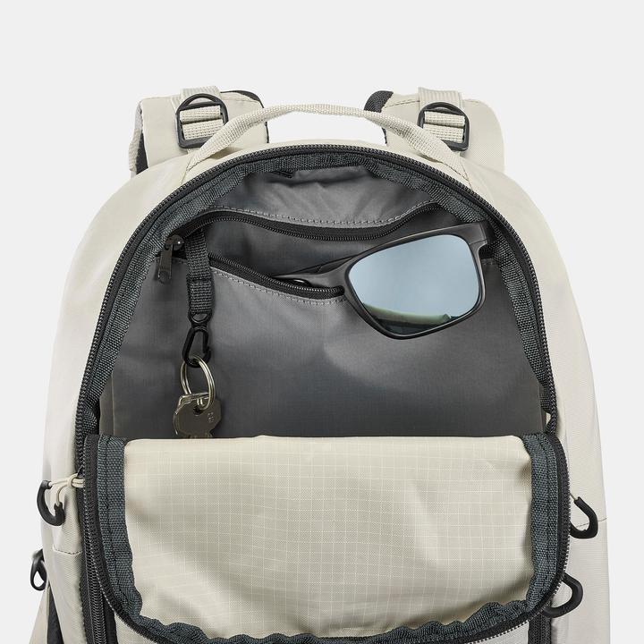Actual product image Quechua MH100 (20 l)