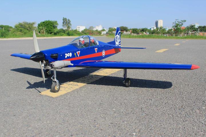 Produktbild Seagull Models ( SG-Models ) Pilatus PC-9 "UK-Airforce" 10cc blau/rot (Kunstflug)