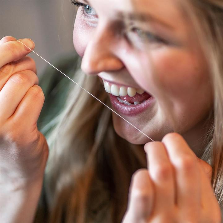 Actual product image Chinchilla Vegan dental floss (30 m)