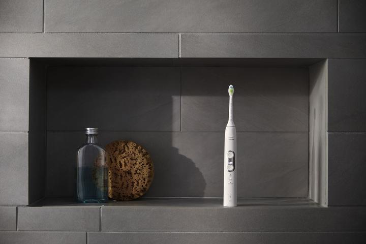 Produktbild Philips Sonicare ProtectiveClean 6100 Doppelpack (Schallzahnbürste)