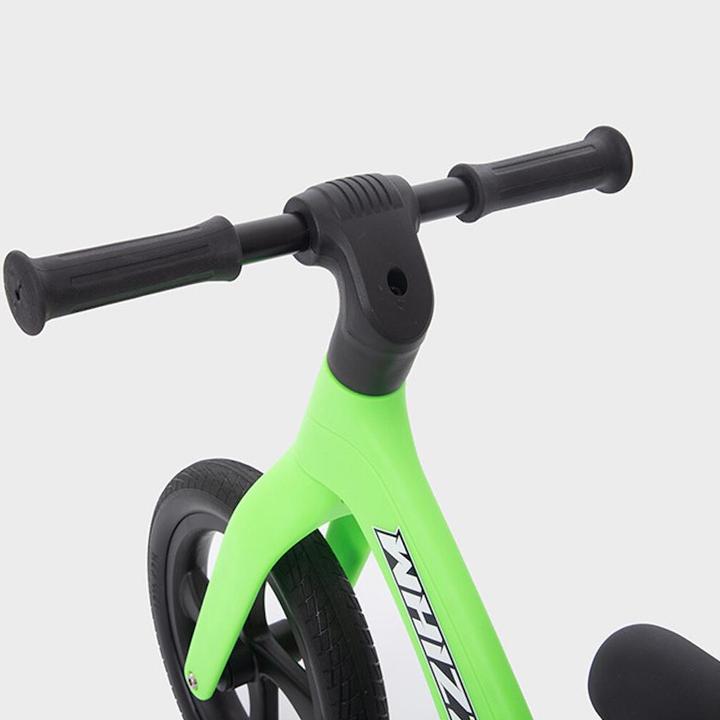 Immagine prodotto TickiT WHIZZ - Bici da equilibrio leggera per bambini - Leggera, robusta e regolabile in altezza (verde)