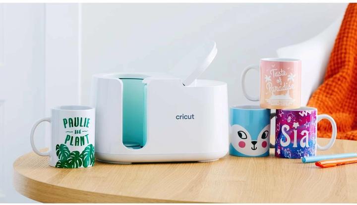 Actual product image Cricut Mug Press Starter Bundle