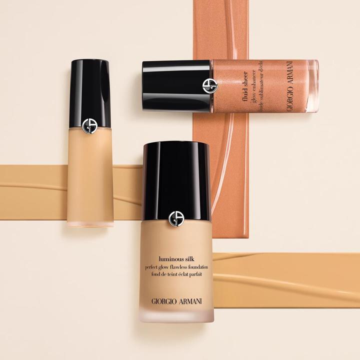 Actual product image Giorgio Armani Luminous Silk (Beige)