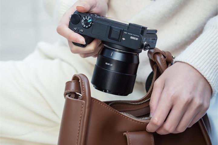 Produktbild TTArtisan AF 56mm f/1,8 für Fuji X (Fujifilm X, APS-C / DX)
