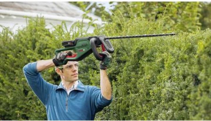 Image du produit Bosch Home & Garden UniversalHedgeCut 18-55 (1x2,5Ah) (Taille-haies sans fil)