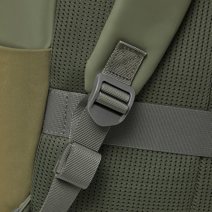 Produktbild Rivacase Rolltop Eco Waterproof RPET PU Leather Backpack for Men and Women, Olive Green (17 l)