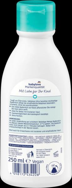 Produktbild dm babylove Bademilch ultra sensitive