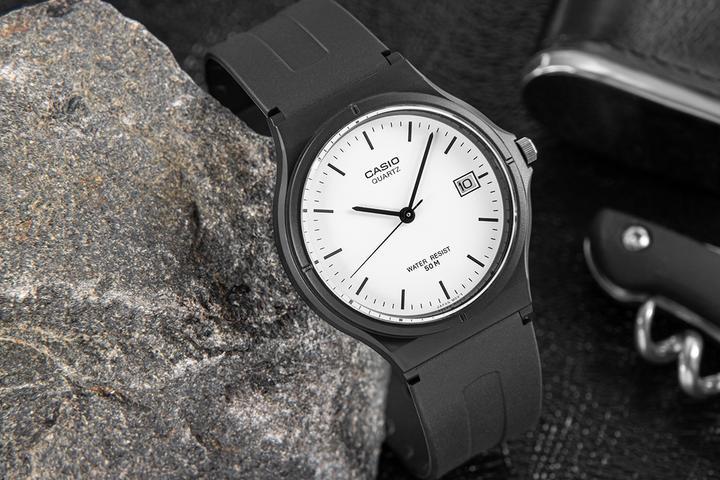 Actual product image Casio Collection - MW-59-7E (Analogue wristwatch, 36 mm)