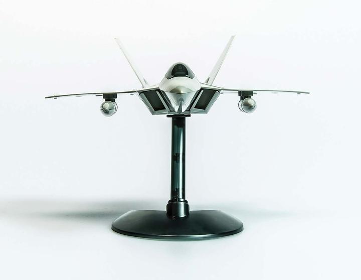 Actual product image Airfix Kit F22 Raptor Quick Build