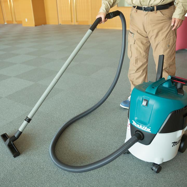 Actual product image Makita VC2000L (Wet dry vacuum cleaner)